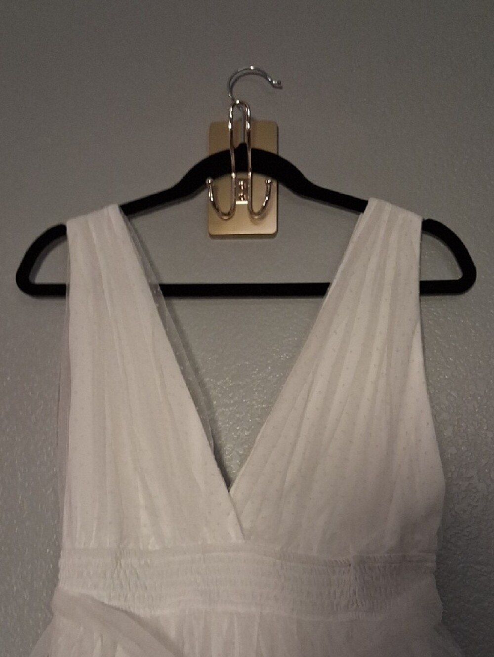 White Tulle V-Neck Midi Dress - Picture 2 of 8